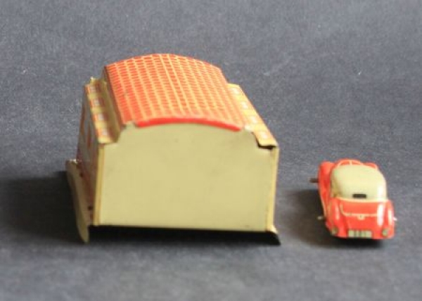 GF Georg Fischer Cargarage 1938 Tinmodel with 2 vehicles (6394)