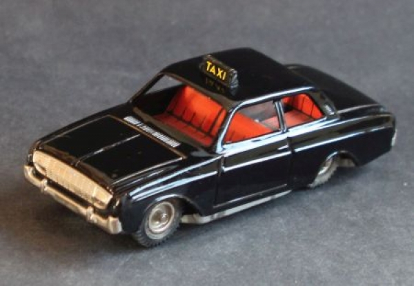 CKO Kellermann Ford Taunus 17M Cab 1970 Tinmodel with frictiondrive (5636)