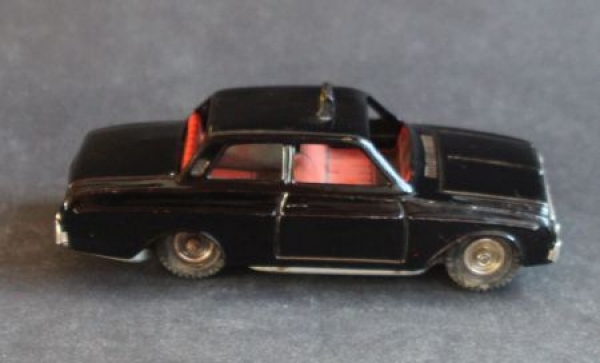CKO Kellermann Ford Taunus 17M Cab 1970 Tinmodel with frictiondrive (5636)