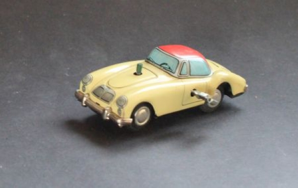 Bandai MG MGA Coupe 1960 Tinmodel with Frictiondrive (3967)