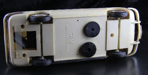 Trix BMW 2000 CS with Radio 1965Plasticmodel  (1342)
