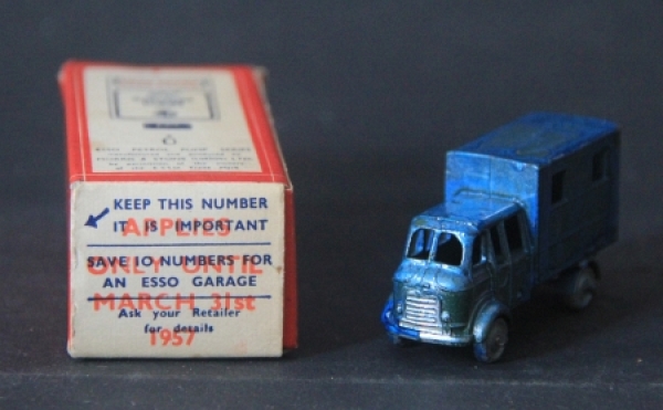 MorrisStone Esso GPO Repairvan 1957 DieCast-Model in original box (1477)