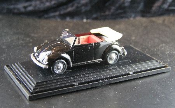 Wiking Volkswagen Beetle Convertible 1970 Plasticmodel with Original box (1704)