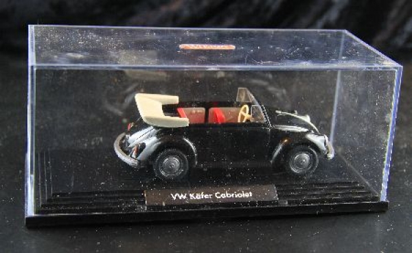Wiking Volkswagen Beetle Convertible 1970 Plasticmodel with Original box (1704)