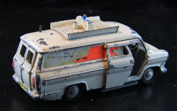 Dinky Toys England Ford Transit Police Unit 1970 DieCast Model (1726)