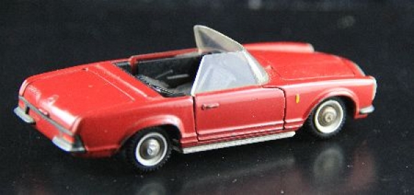 Tekno Mercedes-Benz 230 SL 1965 DieCast Model (1917)