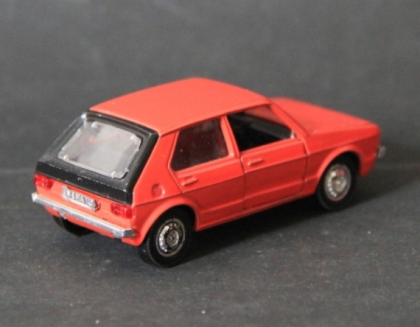 Schuco Volkswagen Rabbit LS 1975 DieCast Model (3759)