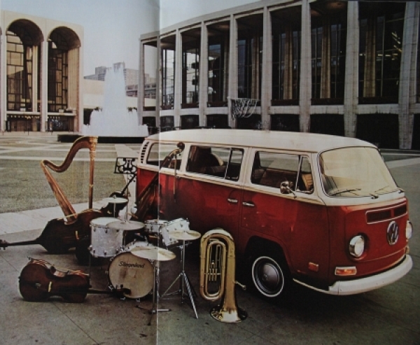 Volkswagen Modelprogram 1973 "More than a beetle" Carbrochure (4225)