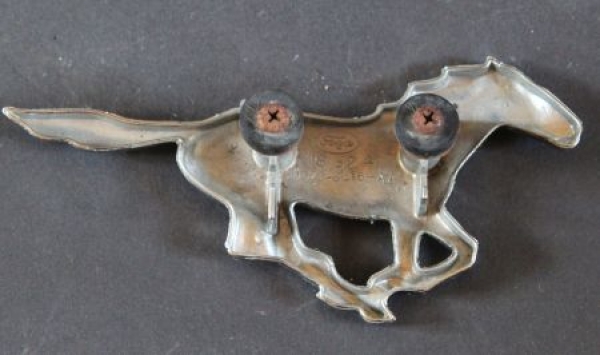 Ford Mustang 1970 Hoodemblem Metal chrome (4384)
