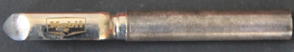 Mobiloil Oilcanopener 1950 Metal with thread (4489)
