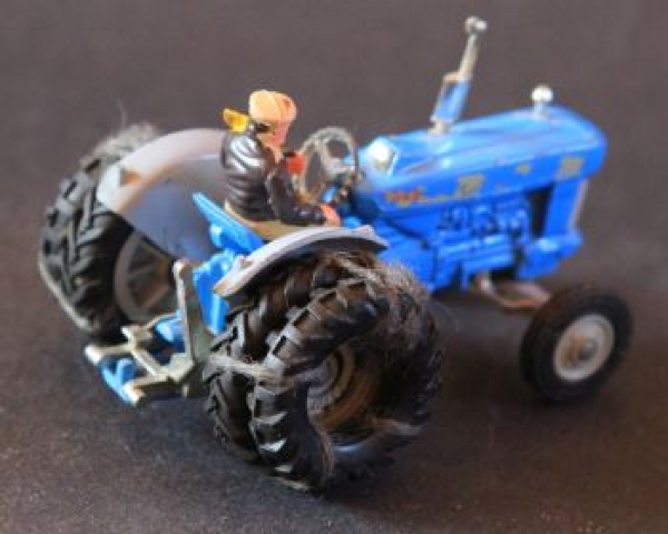 Corgi Toys Ford 5000 Super Major Tractor 1960 DieCast Model (4820)