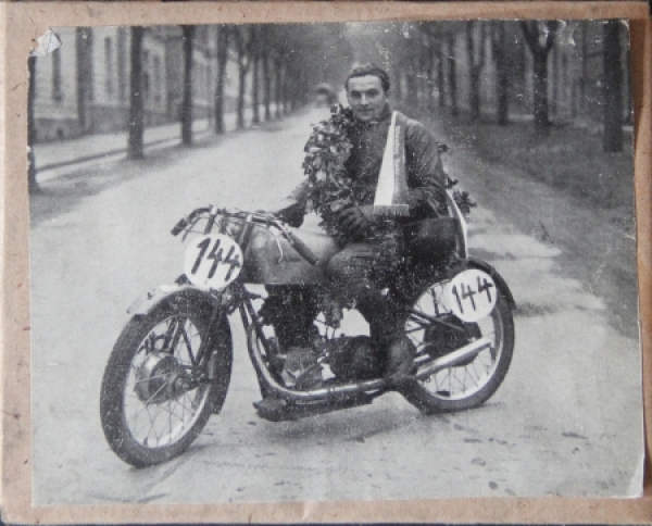 Hermann Lang Motorbike-Racingdriver 1928 Printingplate (5052)