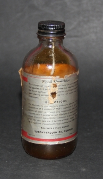 Mobiloil Oilbottel 1945 "Upperlube Socony-Oil" glas (5302)