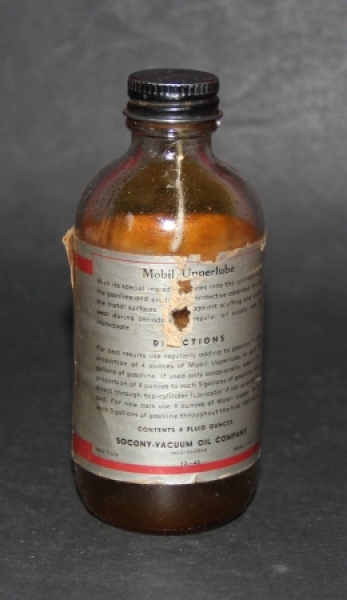 Mobiloil Oelflasche 1945 "Upperlube Socony-Oel" Glas (5302)