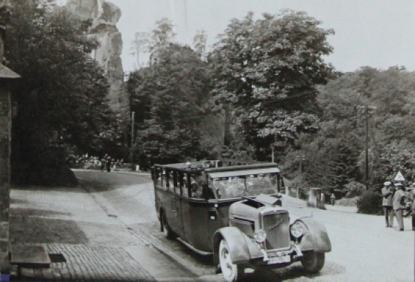 Henschel Bus 125 PS on excursion 1930 original photo 1930 (5818)