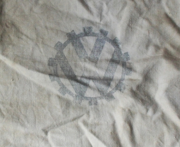 Volkswagen KdF 1944  Linencloth from on-board toolbox Factory Fallersleben (5827)