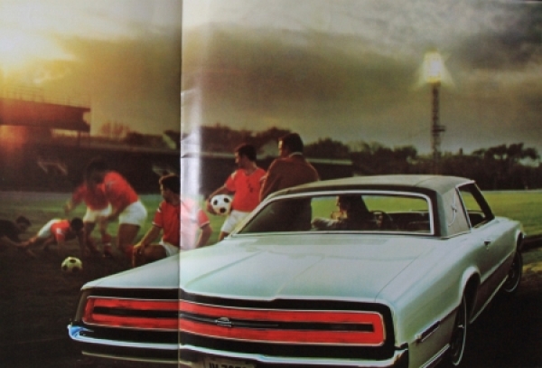 Ford Thunderbird 1968 Carbrochure (8102)