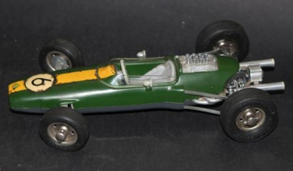 Schuco Lotus Formula I 1965 Tinmodel with frictiondrive (1841)