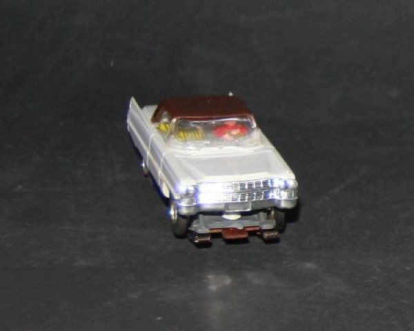 Faller AMS Cadillac Coupe 1964 Plastikmodell mit Motor (8346)