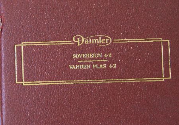 Daimler Sovereign Vanden Plas 1974 Ownermanual (9044)