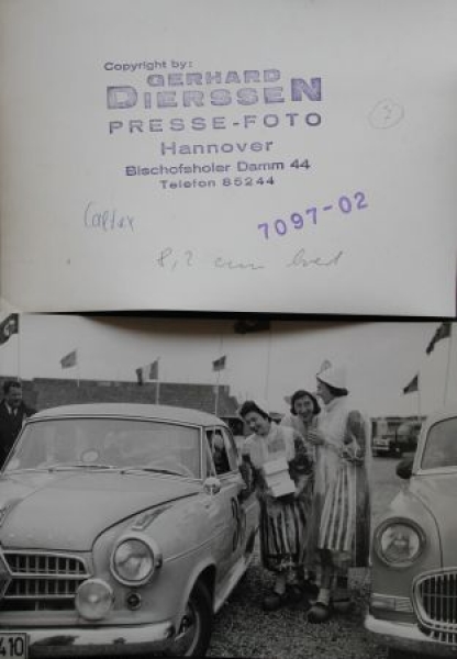 Borgward Isabella Caltex 1957 three factoryphotos in original envelope (2459)