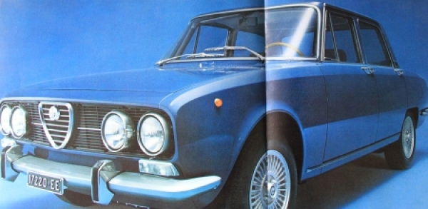 Alfa Romeo 2000 Modelprogram 1971 Carmanual (9897)
