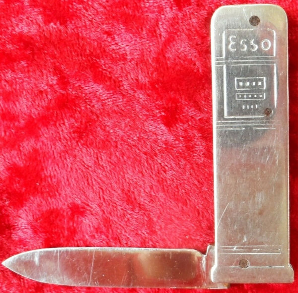 Esso Taschenmesser 1955 Zapfsäulenform Metall (1168)